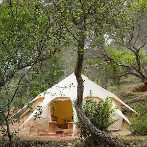 https://kampaoh-cala-pola.catalonia-hotels.com